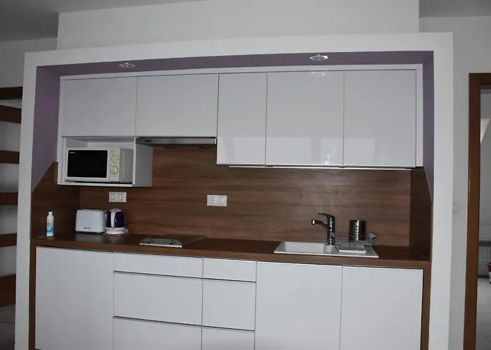 Rubin Anett דירה *